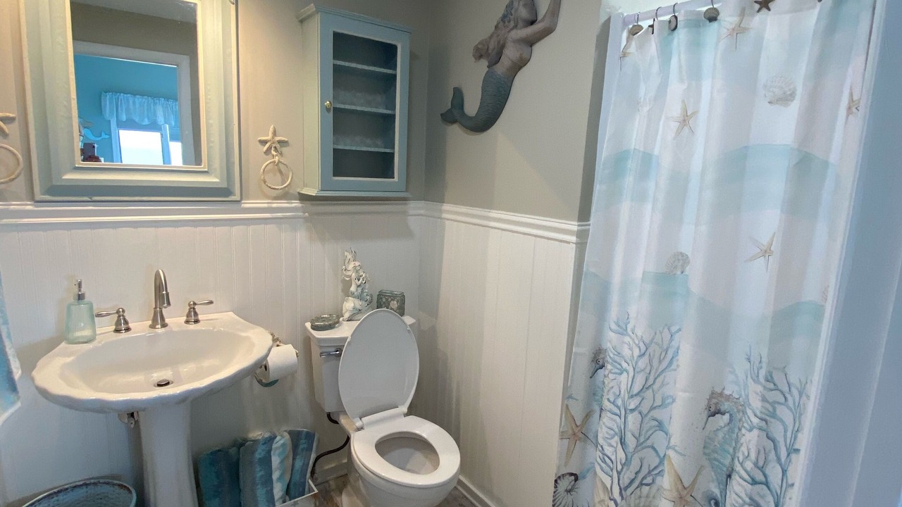 Photo of Bathroom in South Beach Haven