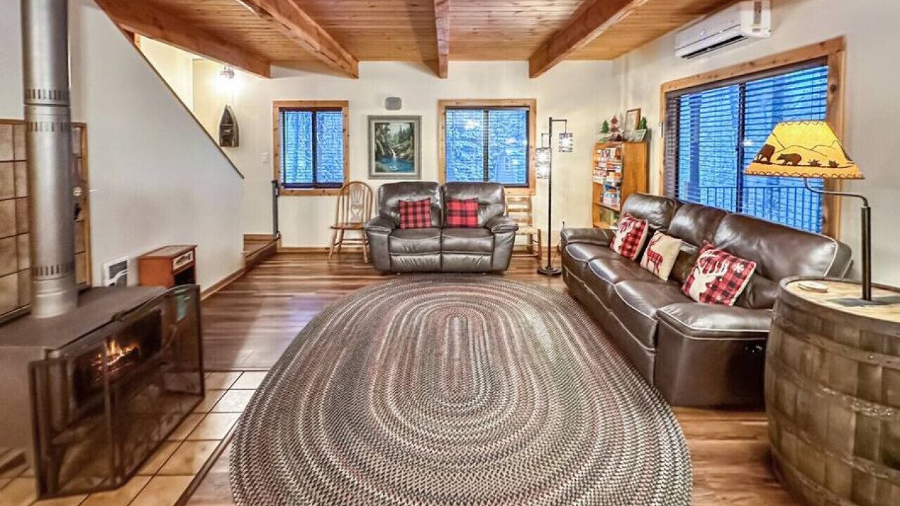 Photo of Livingroom in Cascade