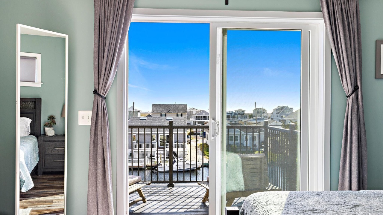 Photo of Bedroom in Mystic Island
