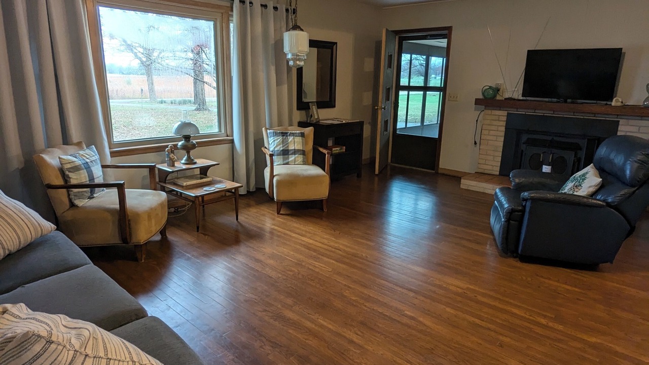 Photo of Livingroom in Newburgh