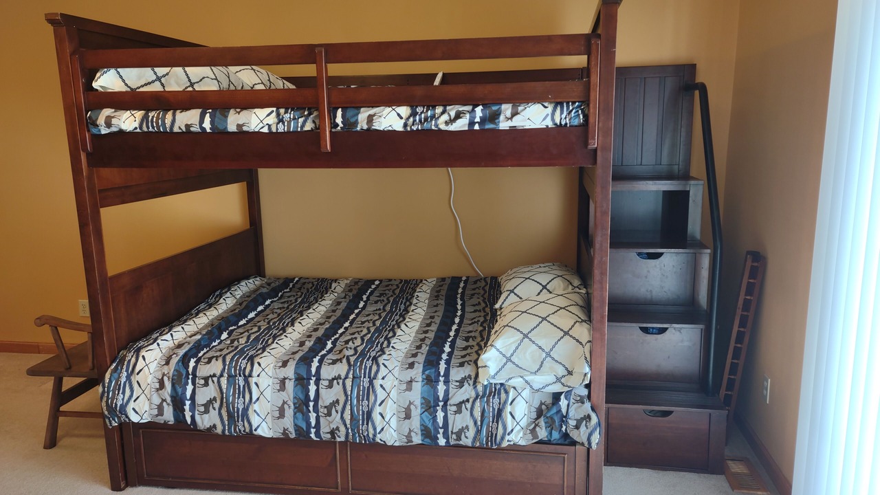 Photo of Bedroom in Frametown
