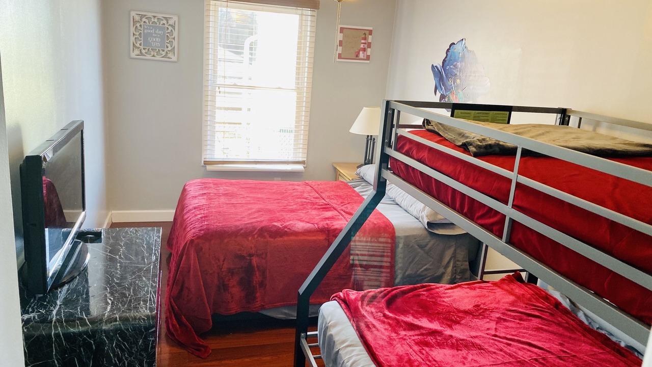 Photo of Bedroom in Ortley Beach
