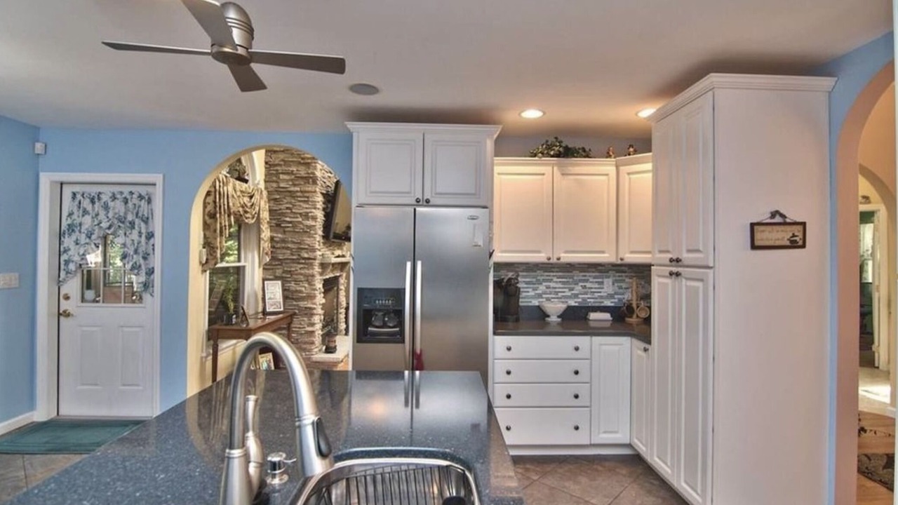 Photo of Kitchen in Lackawaxen