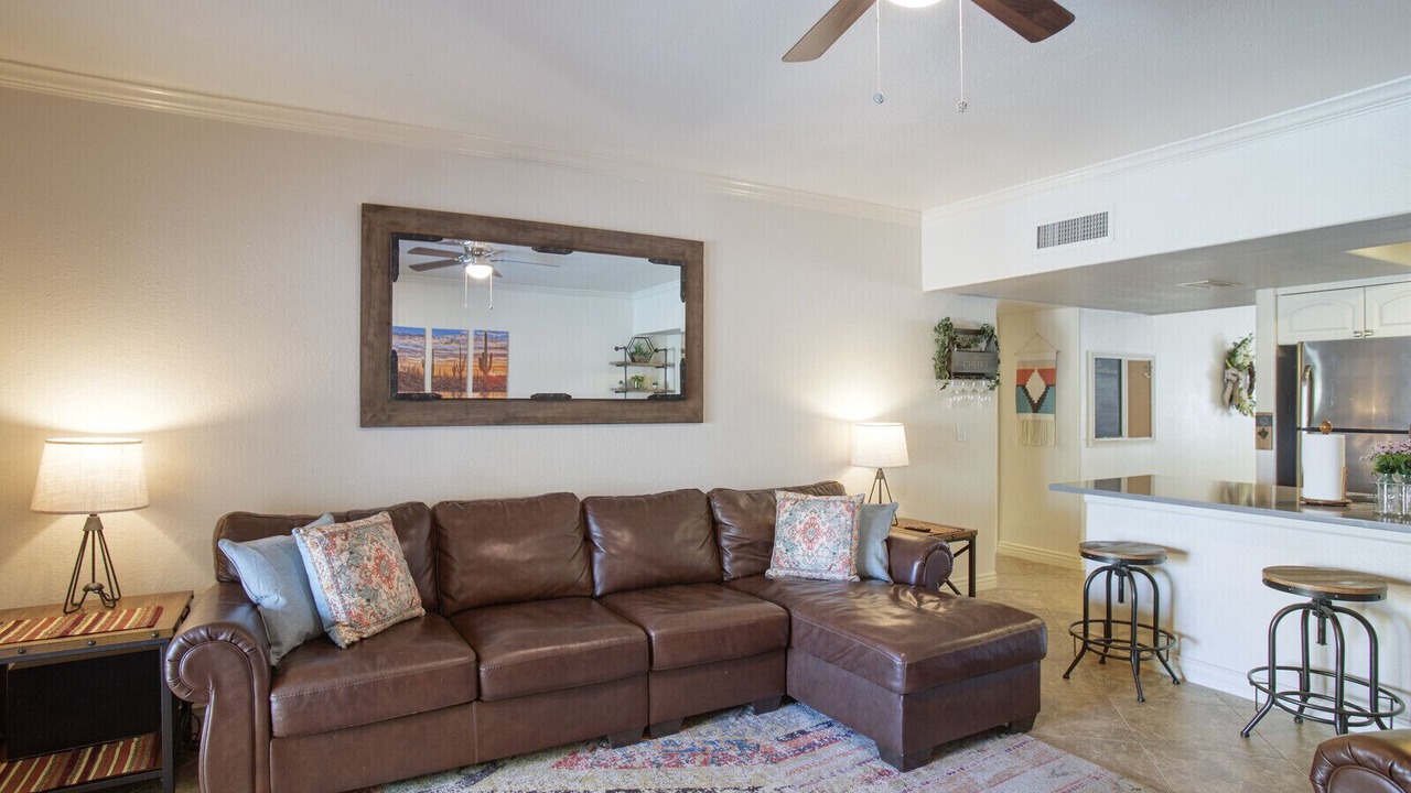 Photo of Livingroom in Dobson Ranch