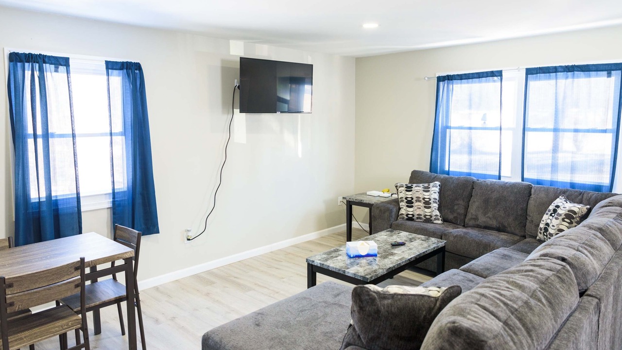 Photo of Livingroom in Henryville
