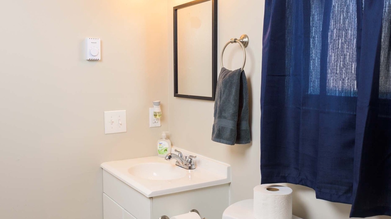 Photo of Bathroom in Henryville