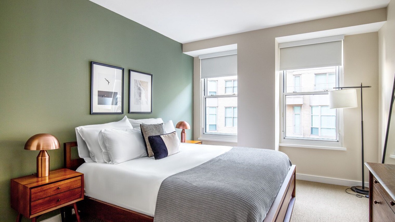 Photo of Bedroom in Penn Quarter