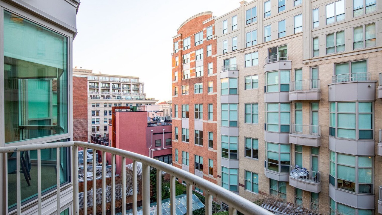 Photo of Outdoor in Penn Quarter