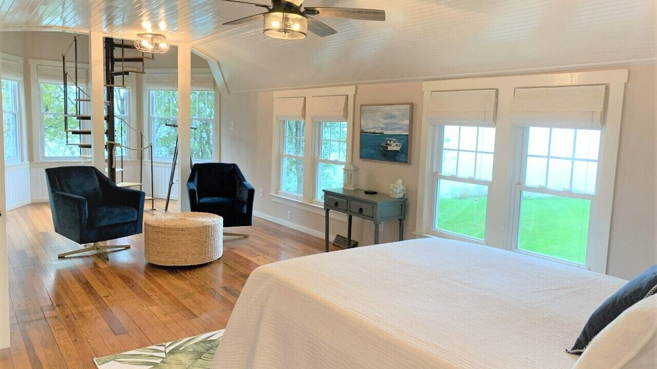 Photo of Bedroom in Mentor-on-the-Lake