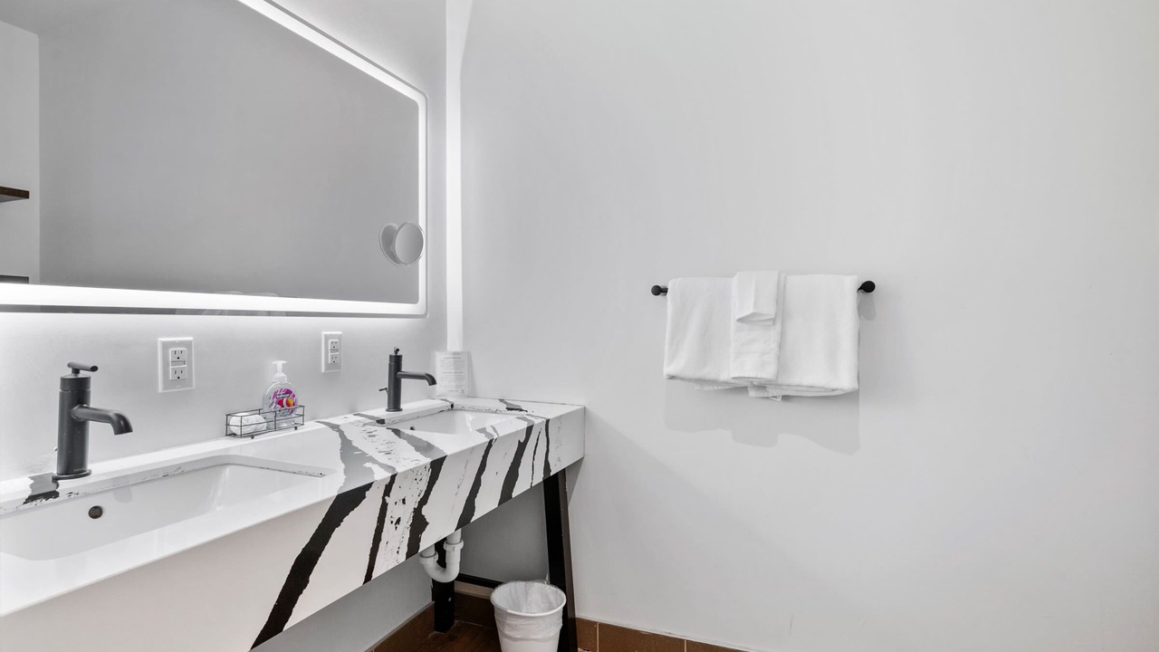 Photo of Bathroom in North Oakland