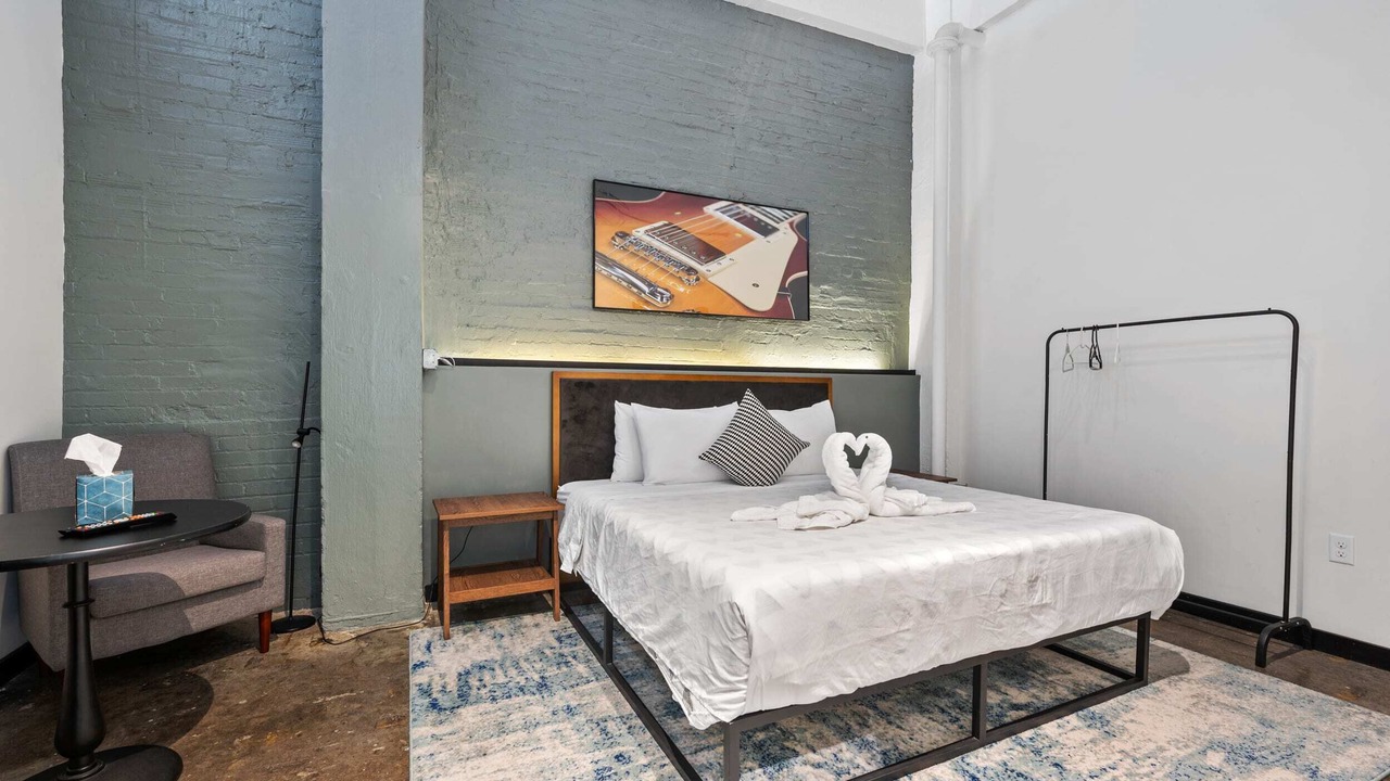 Photo of Bedroom in North Oakland