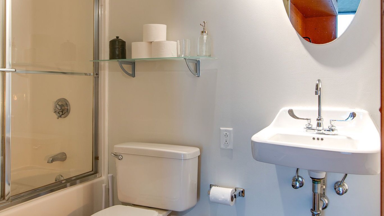 Photo of Bathroom in The Gulch