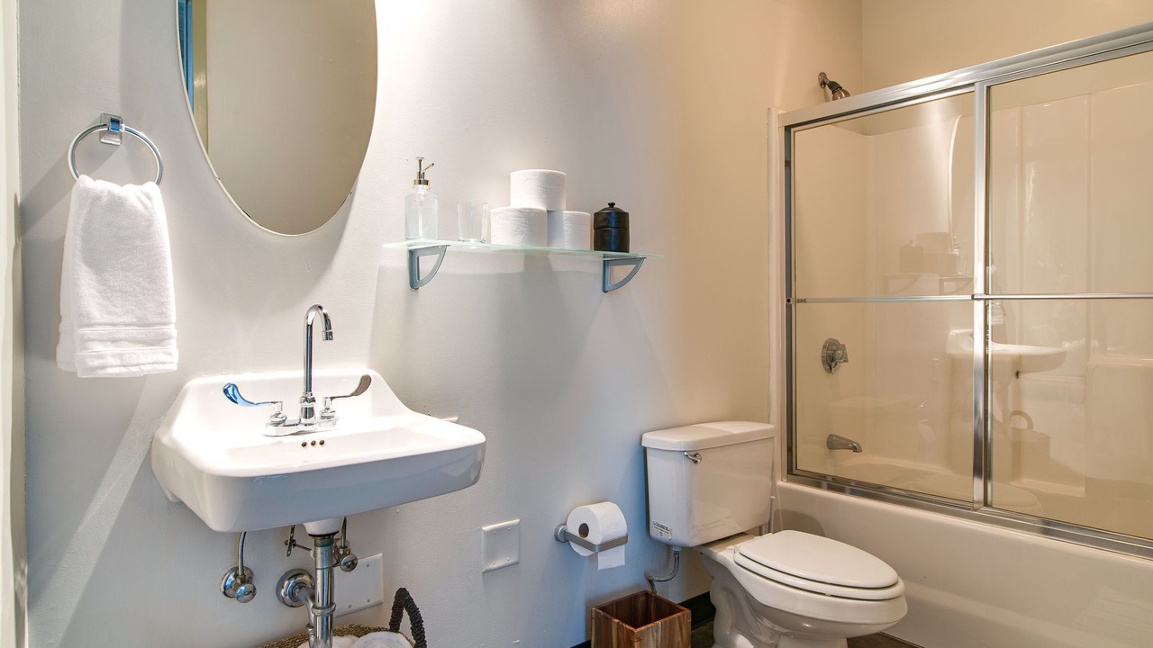 Photo of Bathroom in The Gulch