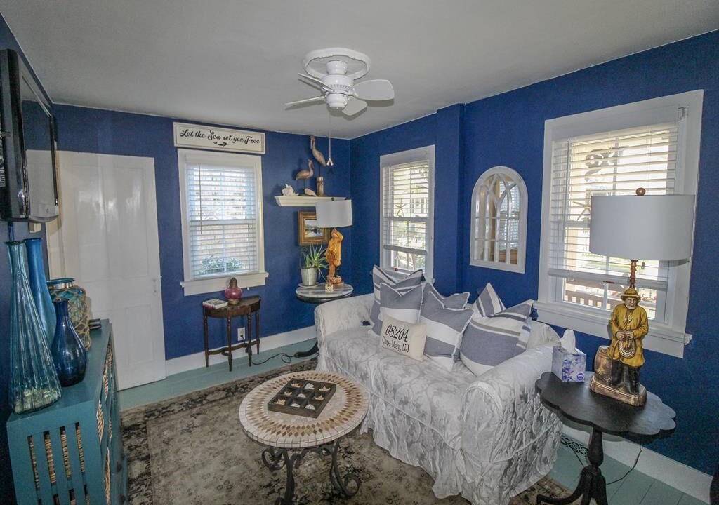 Photo of Livingroom in Village Green