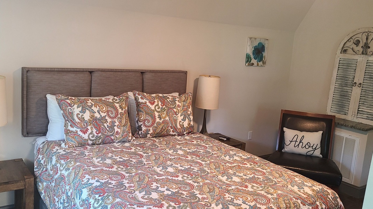 Photo of Bedroom in Jacksboro