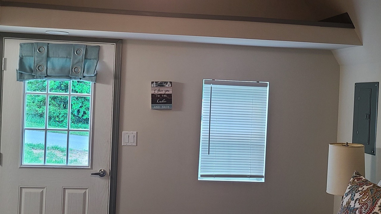 Photo of Bedroom in Jacksboro