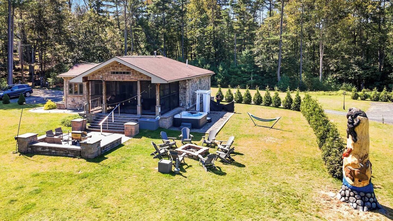 Photo of Outdoor in Highland Lake