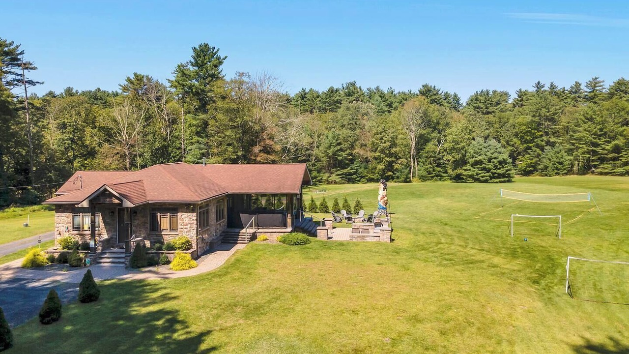 Photo of Outdoor in Highland Lake