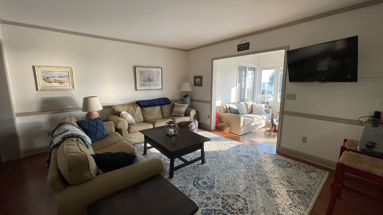 Photo of Livingroom in Tilghman