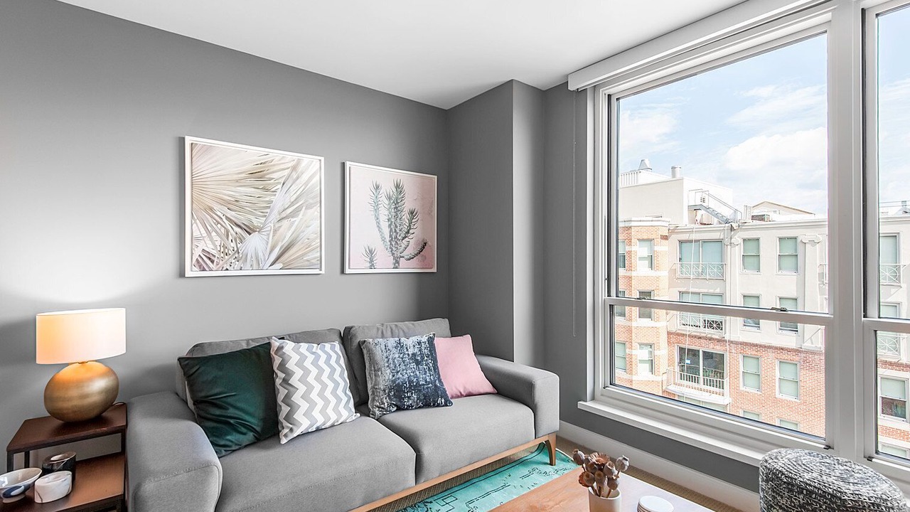 Photo of Livingroom in Penn Quarter