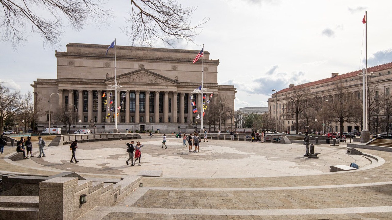 Photo of Others in Penn Quarter