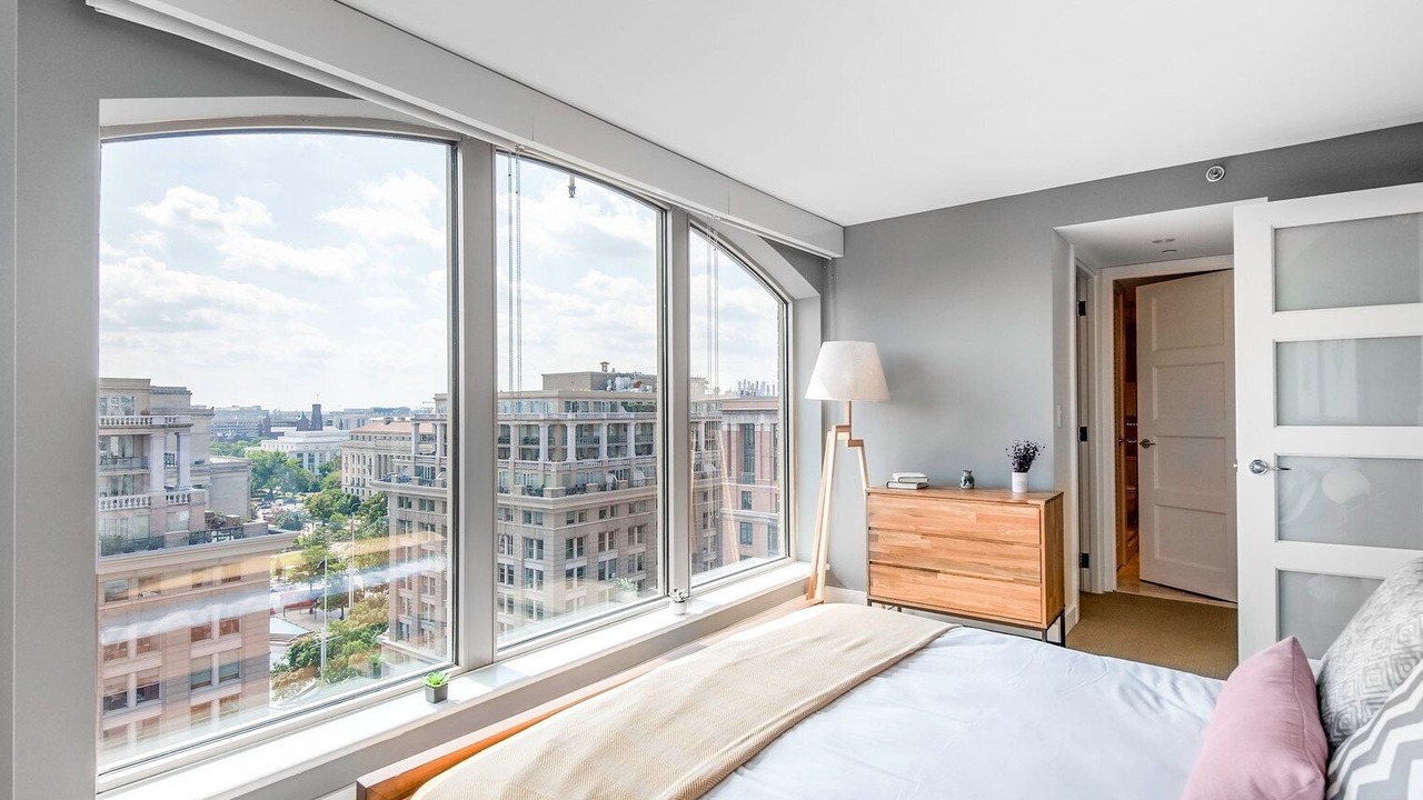 Photo of Bedroom in Penn Quarter
