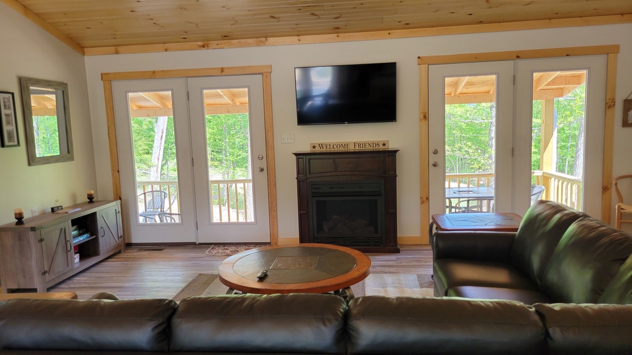 Photo of Livingroom in French Creek
