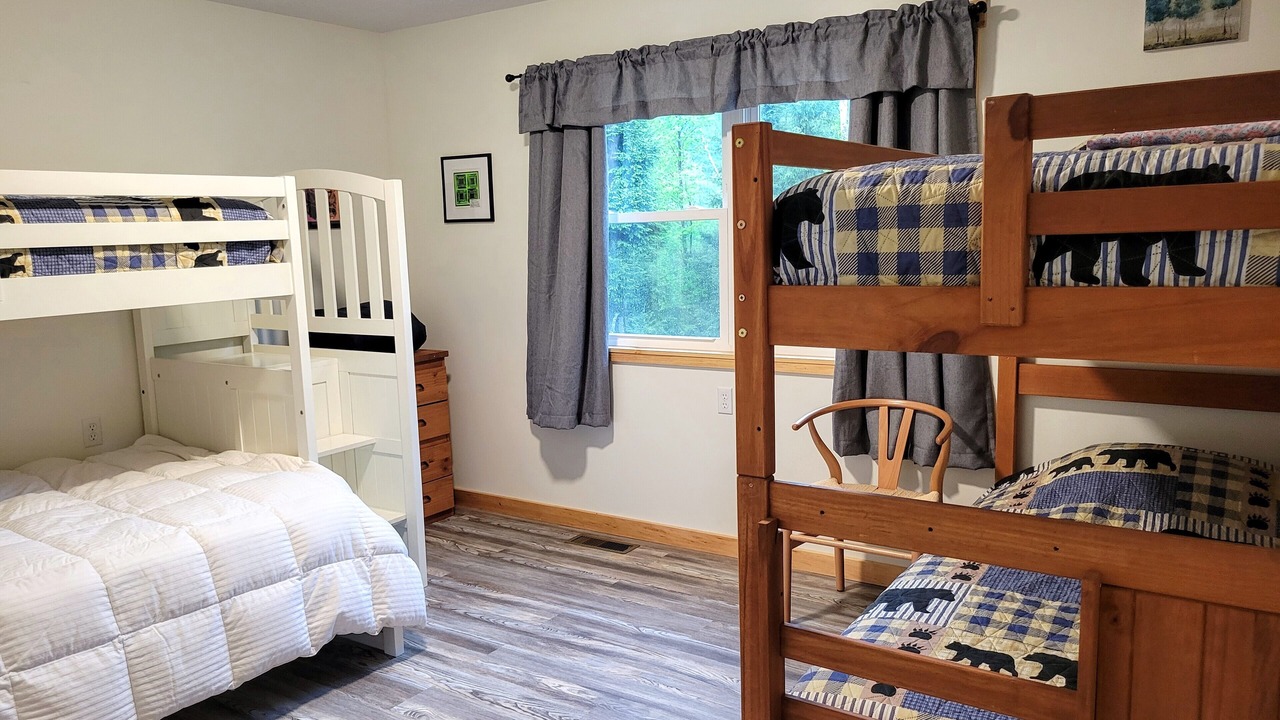 Photo of Bedroom in French Creek