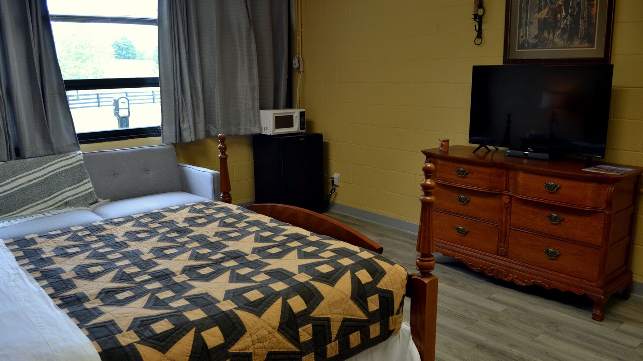 Photo of Bedroom in Jamestown