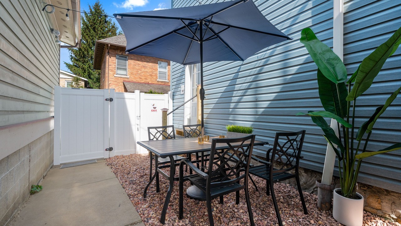 Photo of Outdoor in Butler