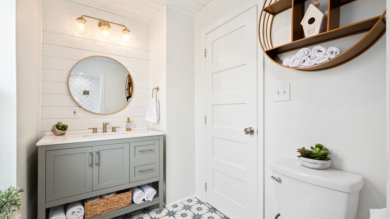 Photo of Bathroom in Butler