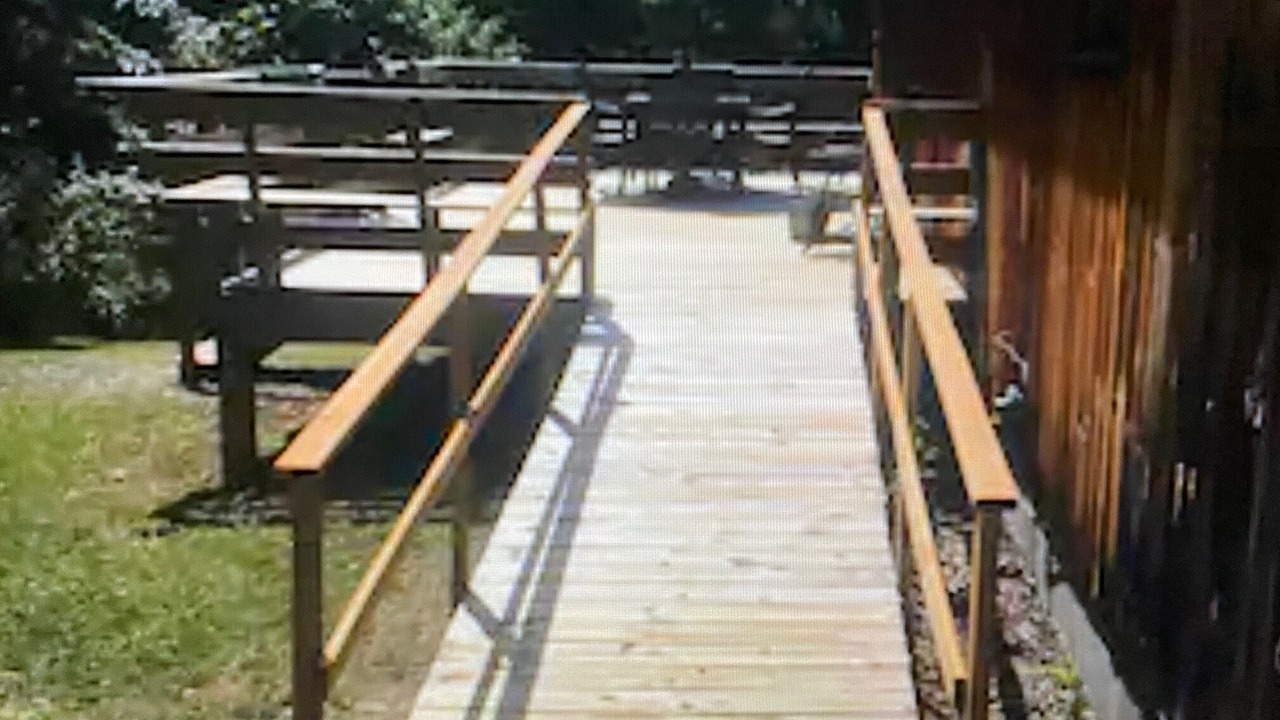 Photo of Outdoor in Mapleton Depot