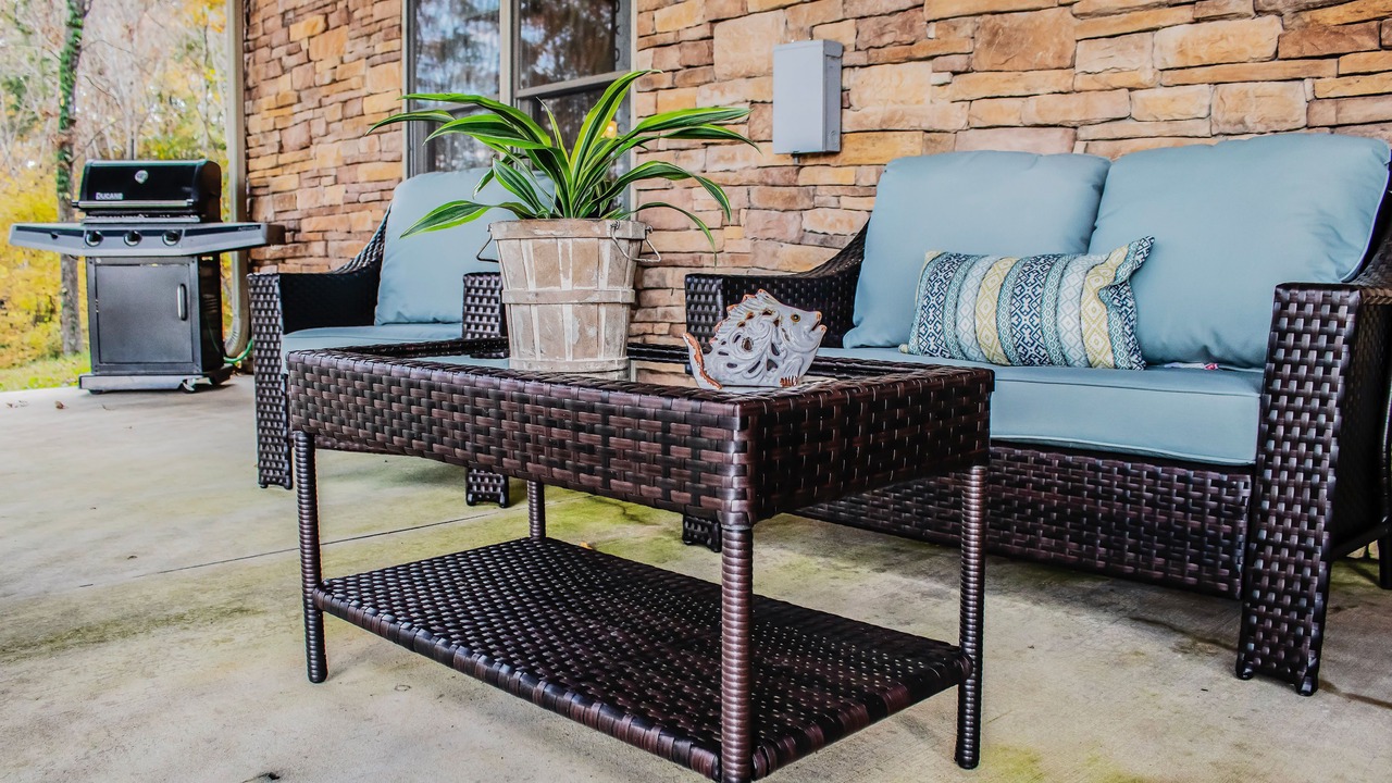 Photo of Patio Balcony in Byrdstown