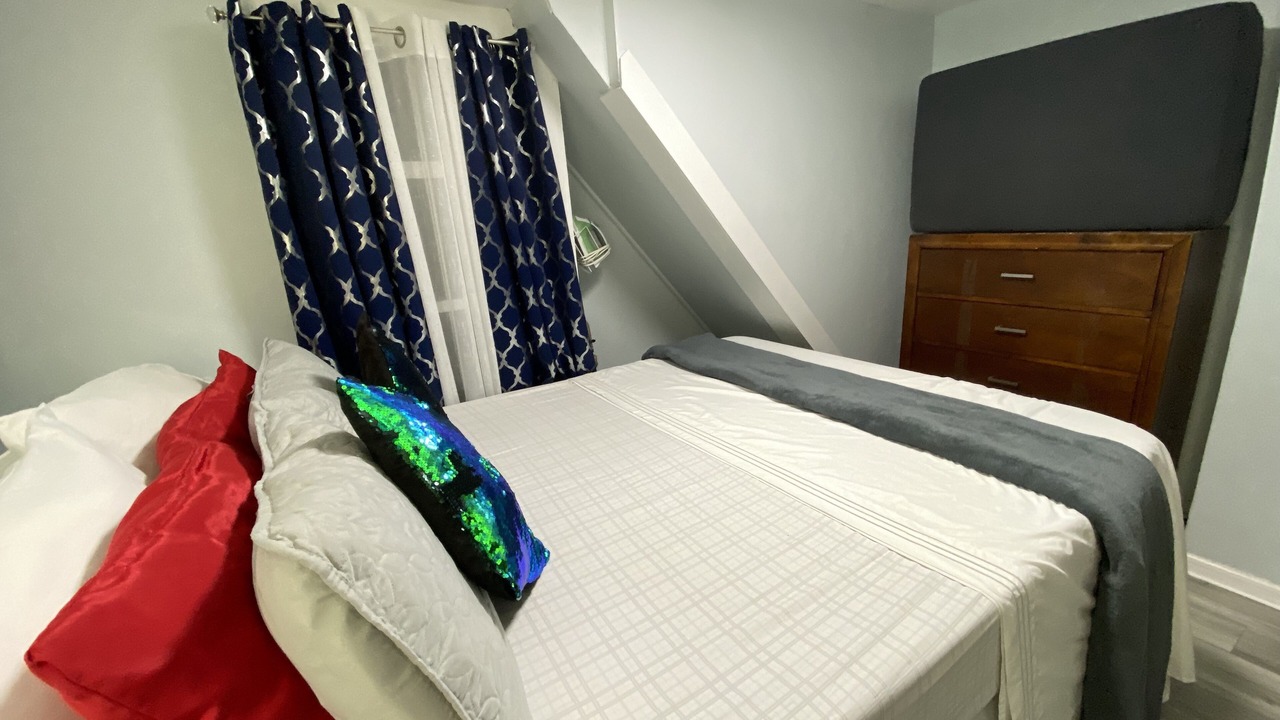 Photo of Bedroom in West New York