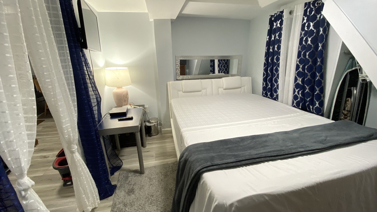 Photo of Bedroom in West New York