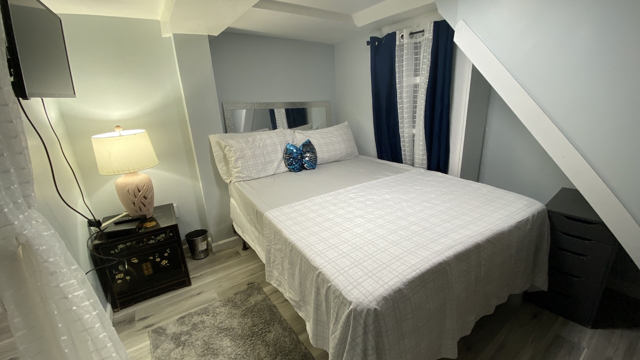 Photo of Bedroom in West New York