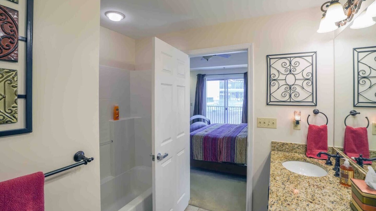 Photo of Bathroom in Bluff City