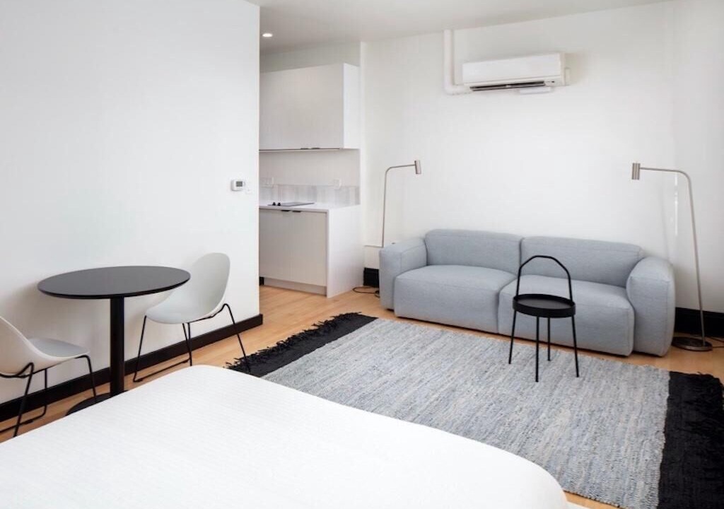 Photo of Livingroom in University City