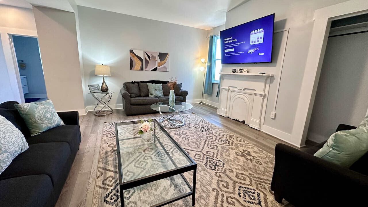 Photo of Livingroom in South Side Slopes