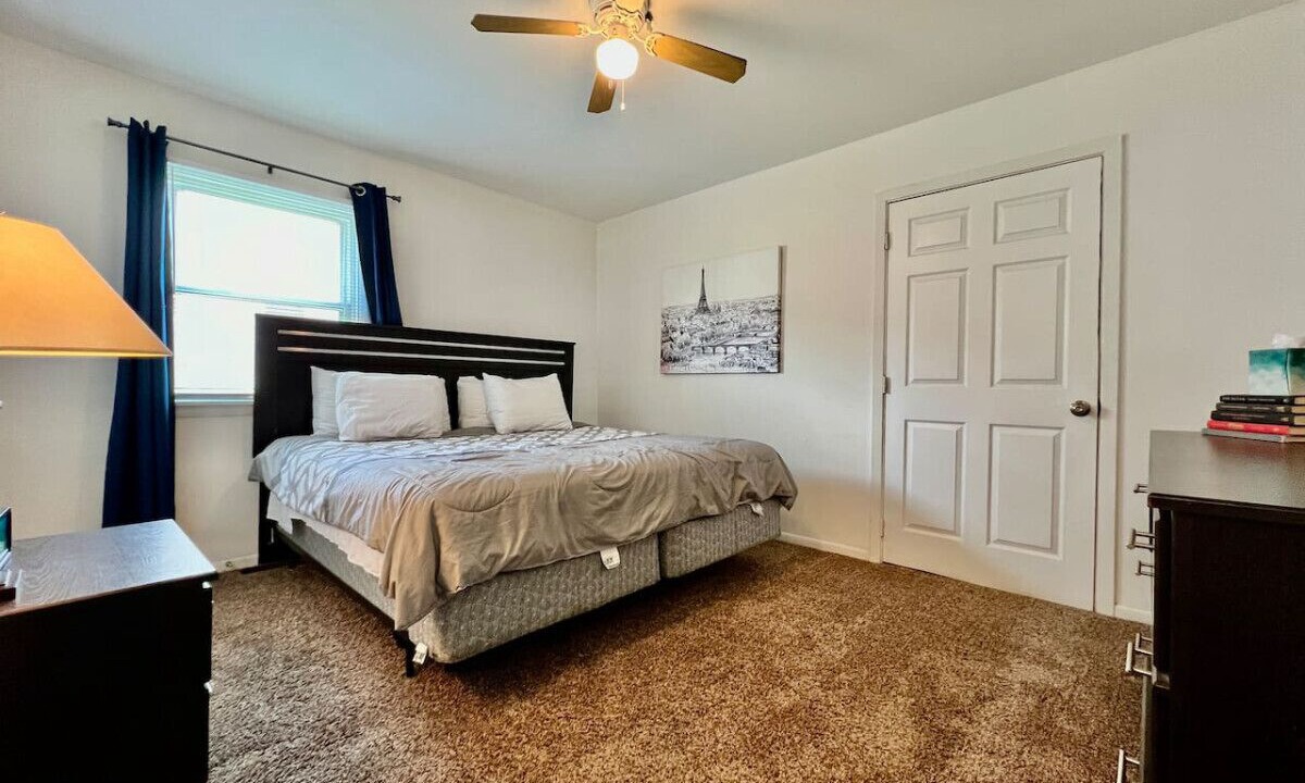 Photo of Bedroom in Trenton