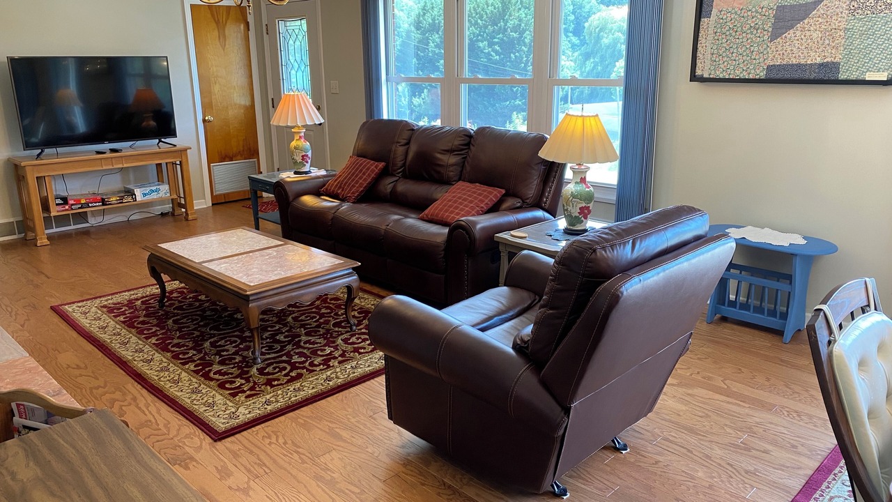 Photo of Livingroom in Burnsville