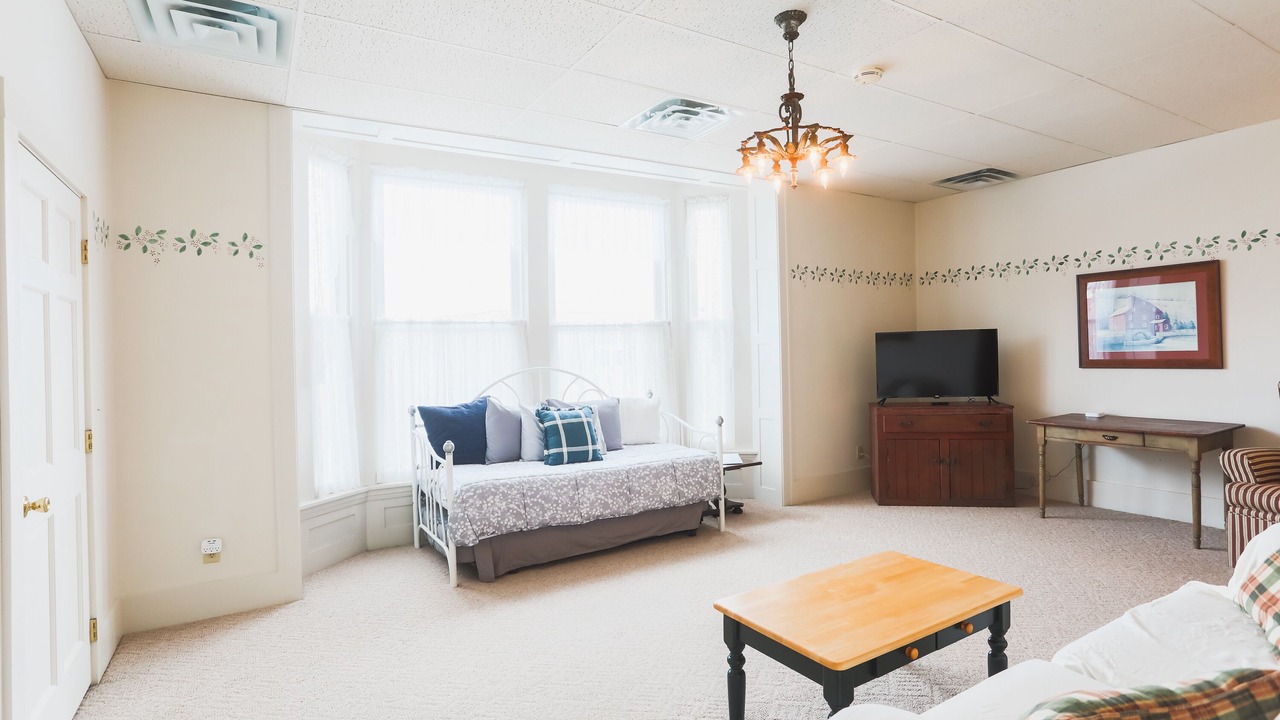 Photo of Livingroom in Corry