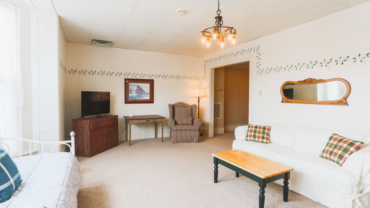 Photo of Livingroom in Corry
