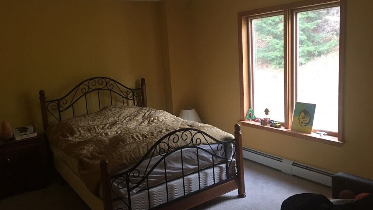 Photo of Bedroom in Parksville