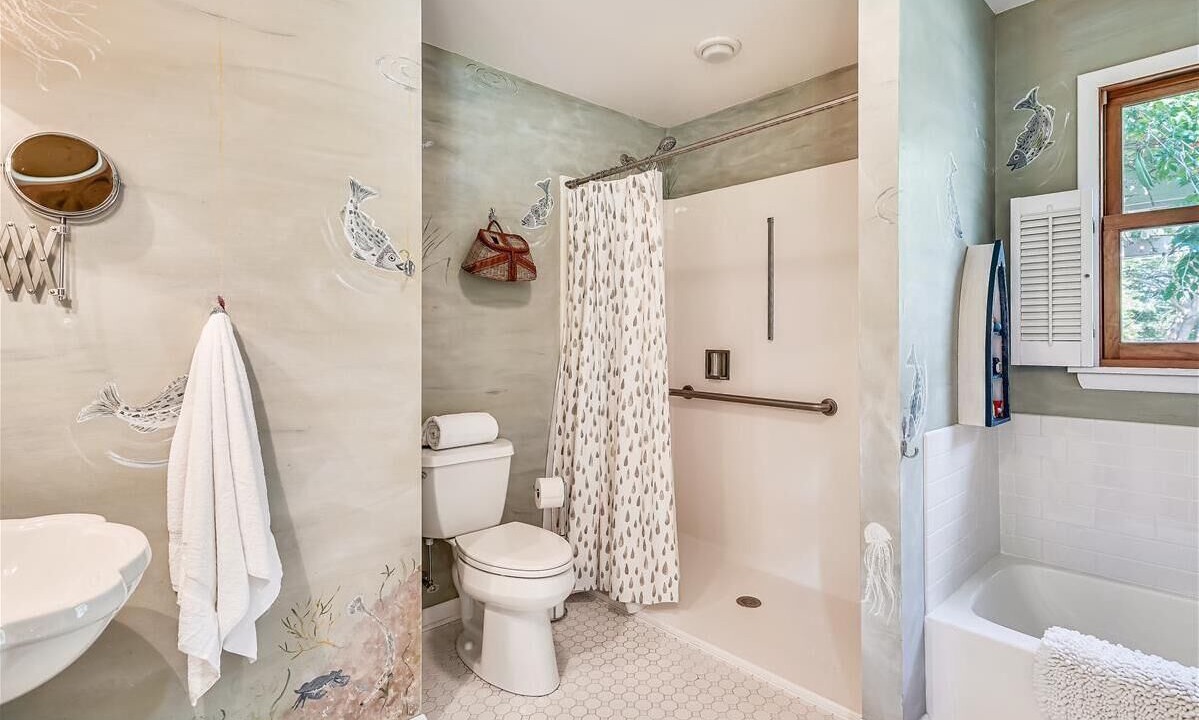 Photo of Bathroom in Unionville