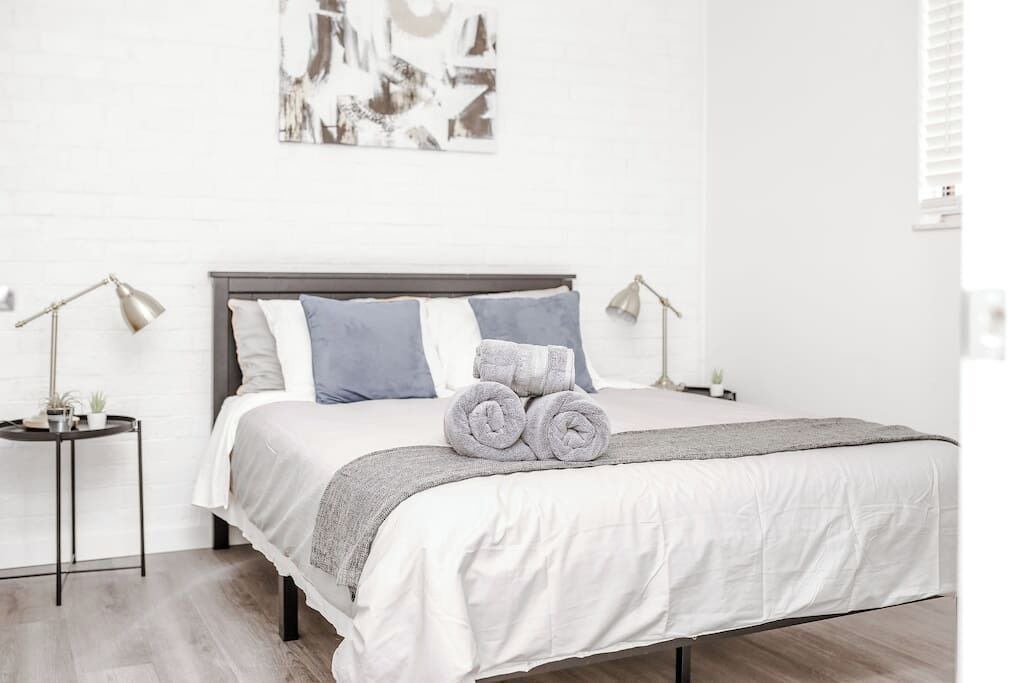 Photo of Bedroom in University District