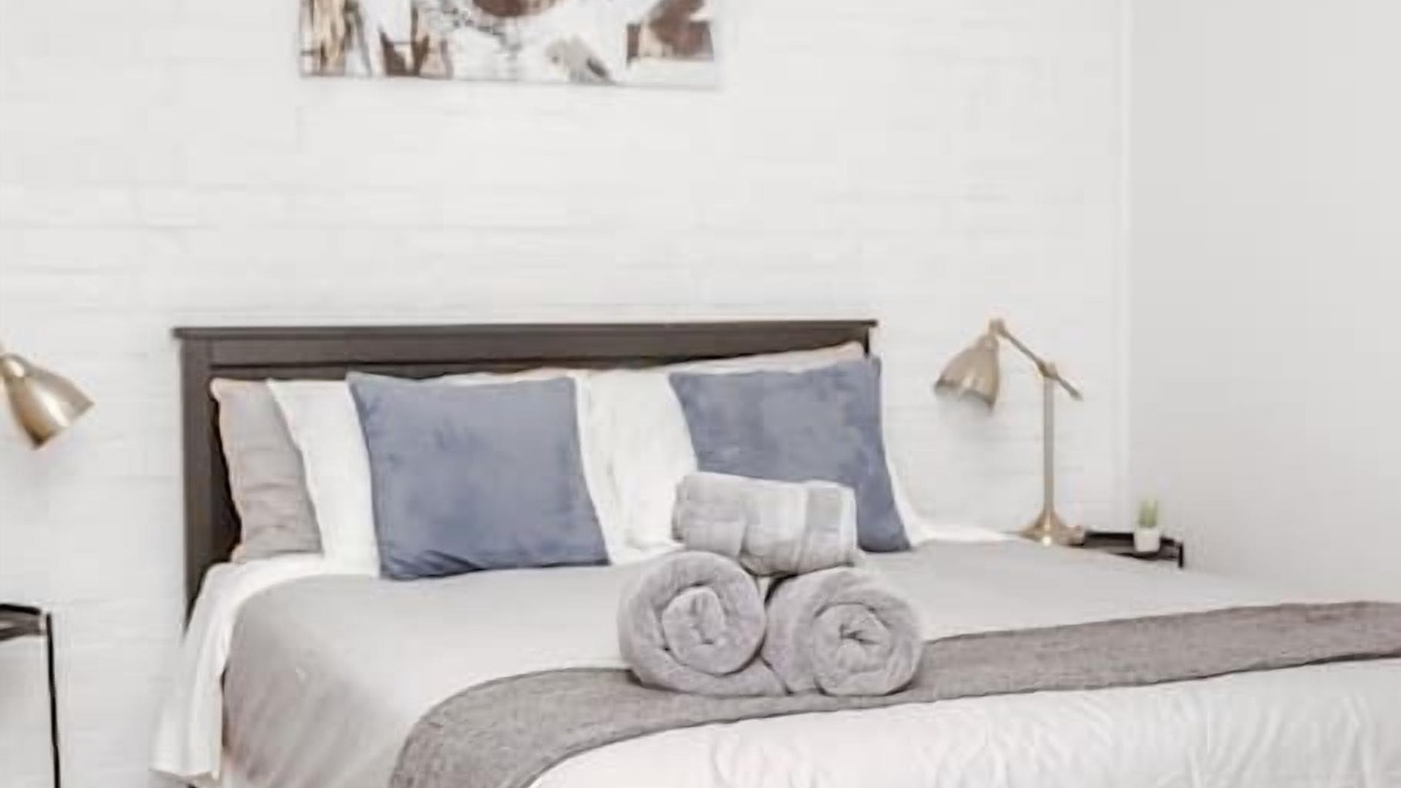 Photo of Bedroom in University District