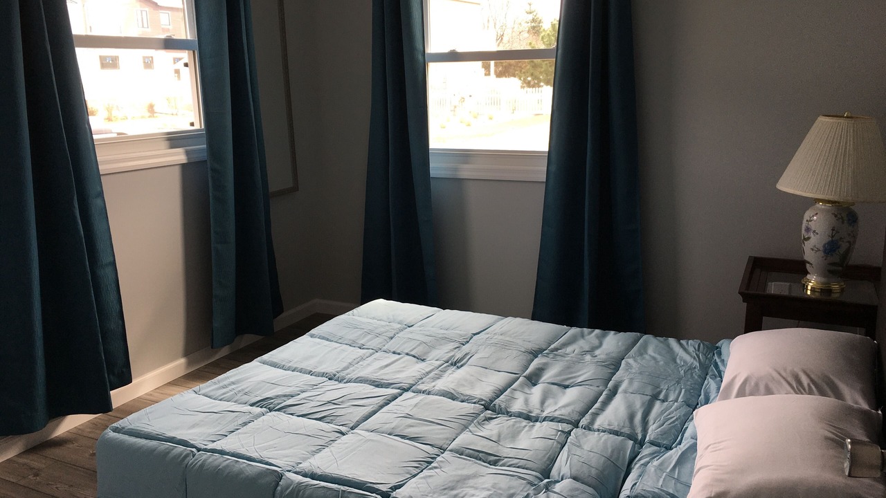Photo of Bedroom in Town Bank
