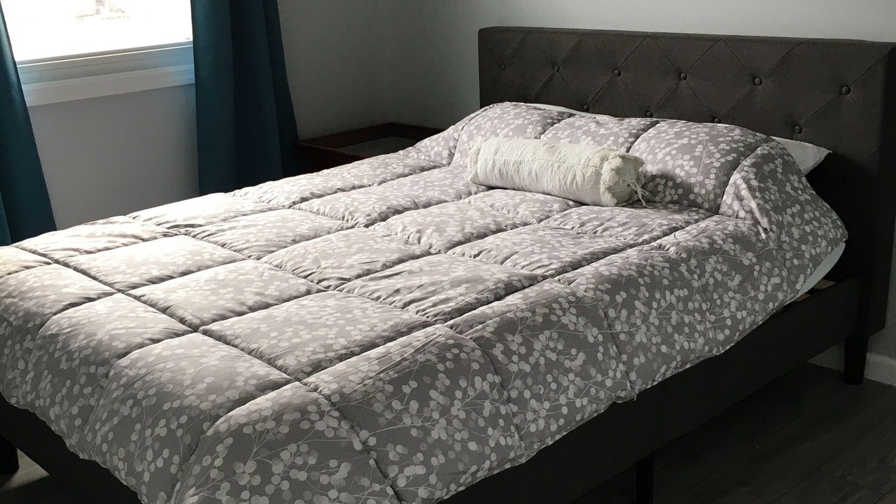 Photo of Bedroom in Town Bank