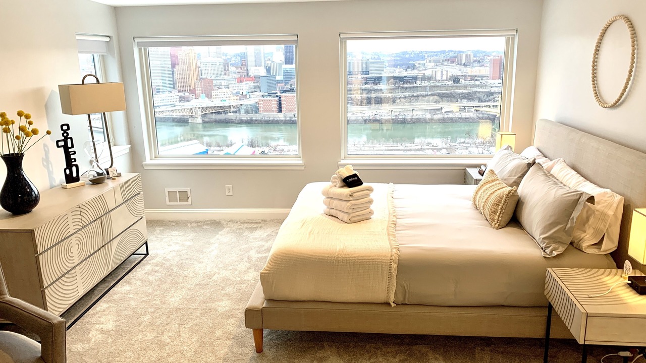 Photo of Bedroom in South Side